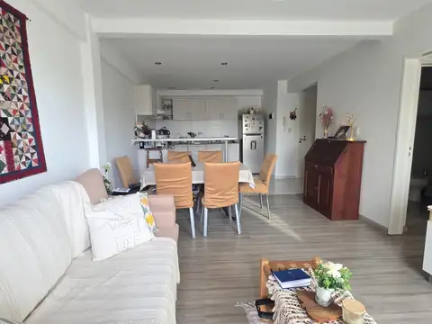 Venta Departamento 2 amb con cocherea Quilmes Oeste