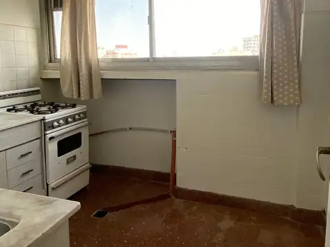 Senillosa y Av. Rivadavia