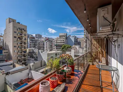 Av. Cramer al 1700  PISO 4