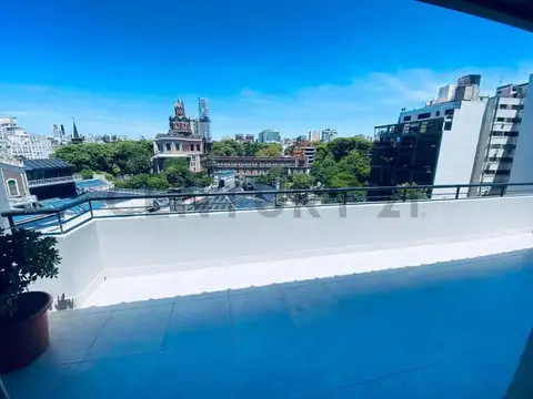 REMODELADO A ESTRENAR  PENTHOUSE. EN ALQUILER
