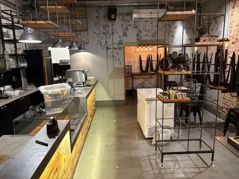 Local en Venta Via Pública