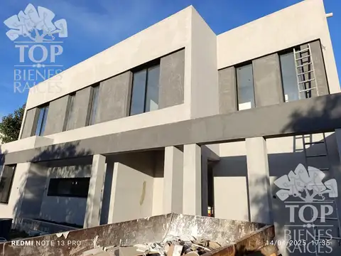 Casa en El Canton - Norte