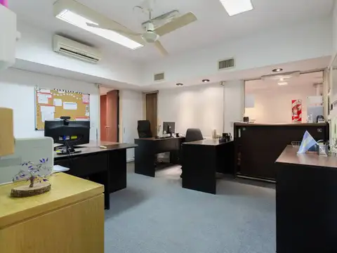 Oficina en Venta al Este