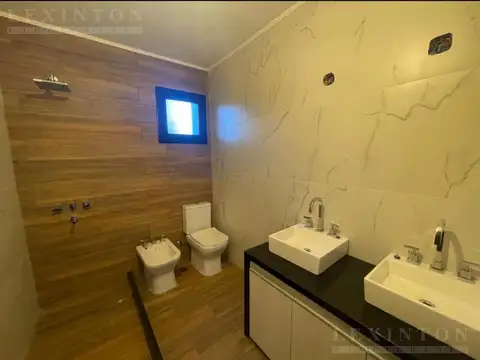 APTO CREDITO. VENTA CASA EN  Pinamar PARQUE PISCINA PARRILLA