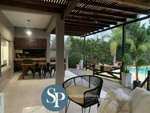 Casa en Venta en La Montura, USD 390.000