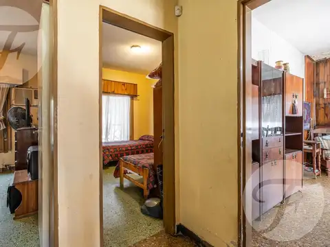 Casa 4 ambientes con 1 baño