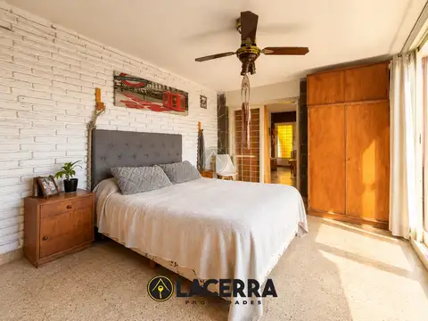 Depto Tipo Casa en Venta con 1 cocheras