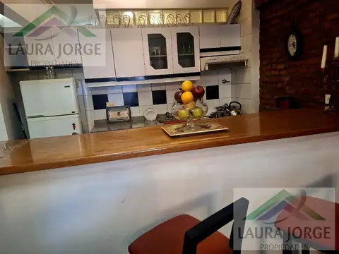 Depto Tipo Casa en Venta con 1 cocheras