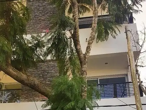 Departamento tipo dùplex  2 DORMITORIOS. Escuchan ofertas