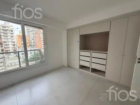 VENTA DEPARTAMENTO A ESTRENAR CON VISTAS AL RIO TRES DORMITORIOS CON BALCON Y AMENITIES EN ZONA RIO