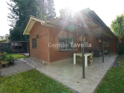 Casa en Venta con 2 cocheras