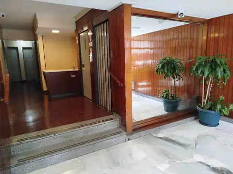 Presidente Luis Sáenz Peña 600, Piso 9