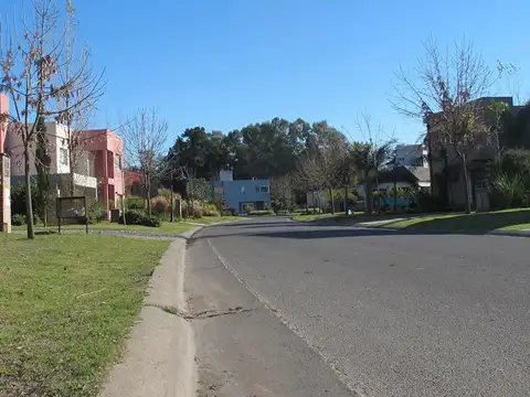 San Pablo Chico, Pilar