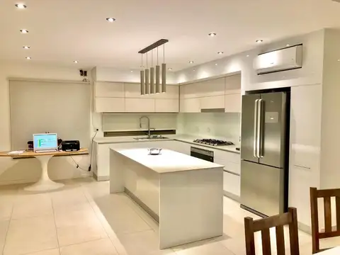 Casa en Venta de 5 dormitorios