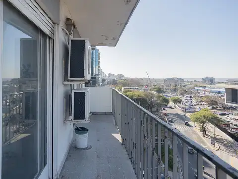 Venta 4 amb con dcia y cochera APTO PROF Vte Lopez