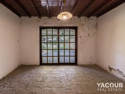 Casa 5 ambientes con 2 baños