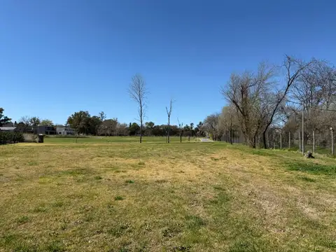 Terreno en Venta en Pilara, USD 230.000