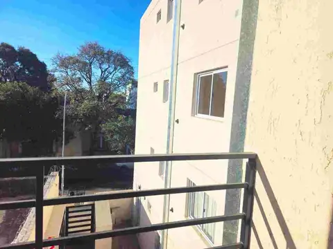 VENTA DEPTO ALTO ALBERDI 1 DORM BALCON A ESTRENAR