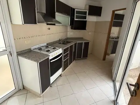 Casa en Alquiler en Godoy Cruz, $ 680.000