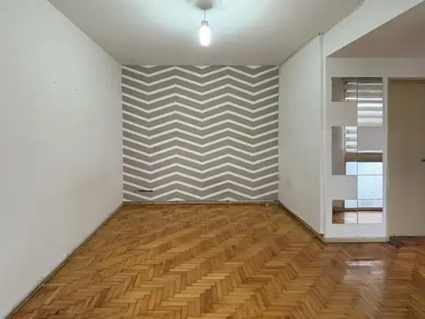 Azcuénaga 1000, Piso 2