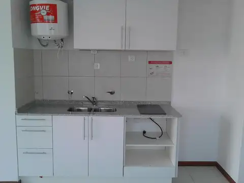 Departamento en Alquiler en Nuestra Señora De Lourdes, $ 400.000