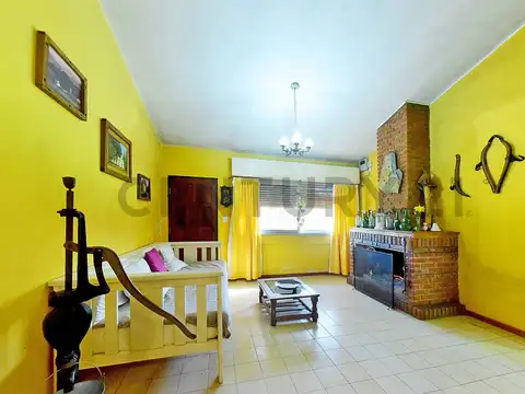 Casa 4 ambientes con 1 baño