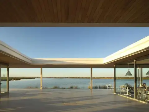 Av. De Los Lagos 1000