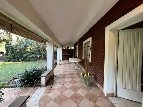 Casa en Venta con 1 cochera