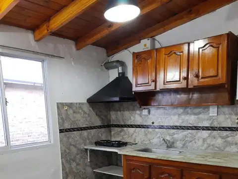 Depto Tipo Casa en Alquiler de 2 ambientes