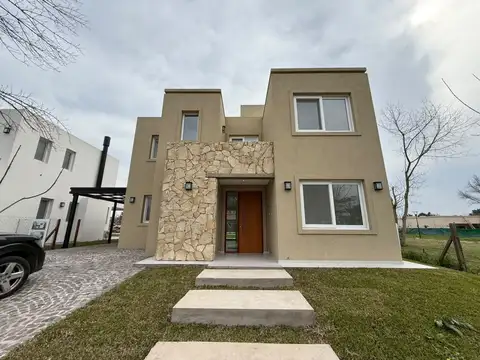 Casa - Venta - Argentina, Ingeniero Pablo Nogués - Av. Olivos 1750