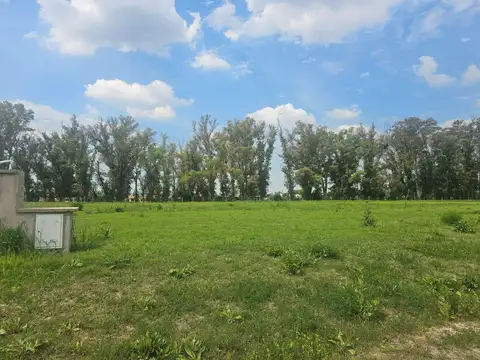 Terreno en Venta 44  mts Frente