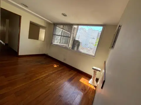 Oficina en Alquiler en Monserrat, $ 700.000