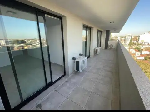 Departamento de 3 ambientes con cochera