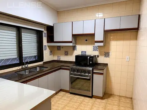Depto Tipo Casa en Venta en Quilmes, USD 89.000