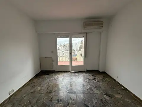 Departamento 2 ambientes con Balcon terraza 50m de Recoleta