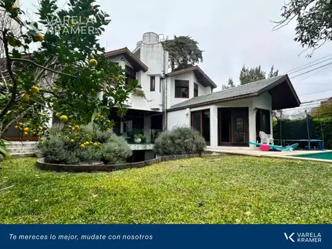 Casa en Alquiler en Acassuso