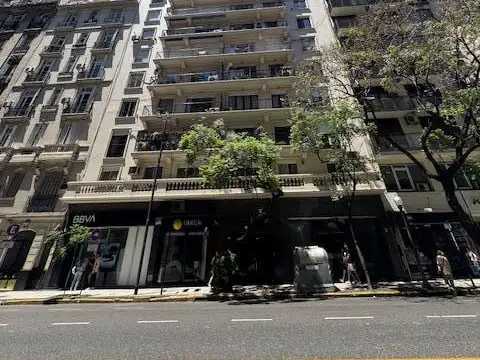 Semi piso Estilo Frances de 150 mts. en venta en Av Santa Fe al 900