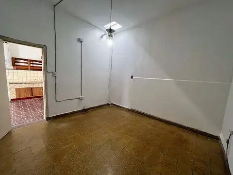 Depto Tipo Casa en Venta 49 años