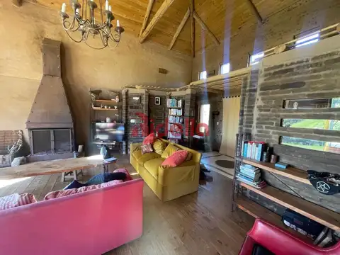 Casa 7 ambientes con 6 baños