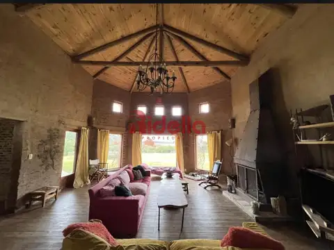 Casa en Alquiler Temporal con 1 cochera