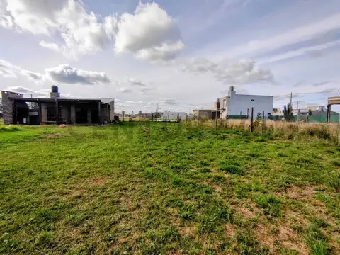 VENTA DE TERRENO EN ALTOS DE PIÑERO. PIÑERO