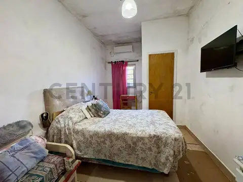 VENTA CASA 4 AMBIENTE SAN MIGUEL DEL MONTE CON PATIO Y TERRAZA