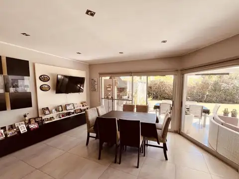 Casa en venta en City Bell