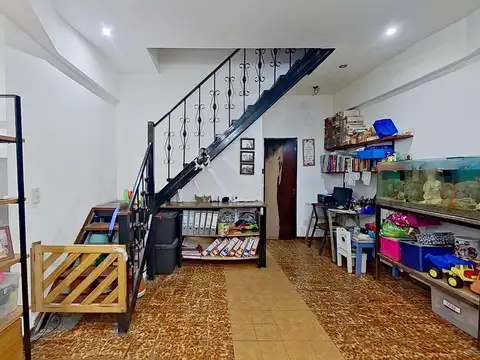 Depto Tipo Casa en Venta 40 años