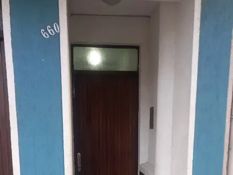 Calle 14 600