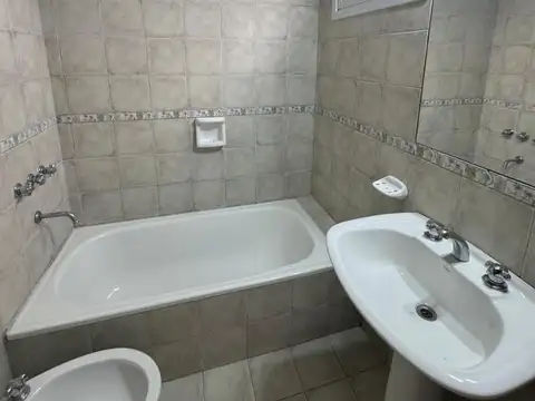 Departamento 3 ambientes con 1 baño