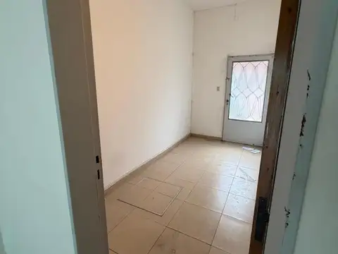 Casa en Alquiler con 1 cochera