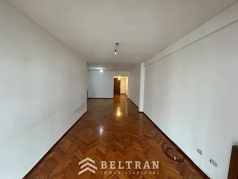 Departamento 5 ambientes con 1 baño