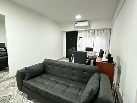 Depto Tipo Casa en Venta en Villa Luzuriaga, USD 70.000