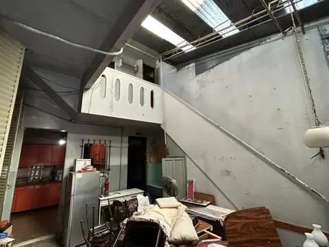 Casa 5 ambientes con 2 baños